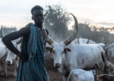 Discover the Mundari people of South Sudan, their long-horned cattle, camp life and traditions, and how to visit a Mundari cattle camp from Juba.