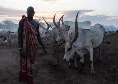 Discover the Mundari people of South Sudan, their long-horned cattle, camp life and traditions, and how to visit a Mundari cattle camp from Juba.